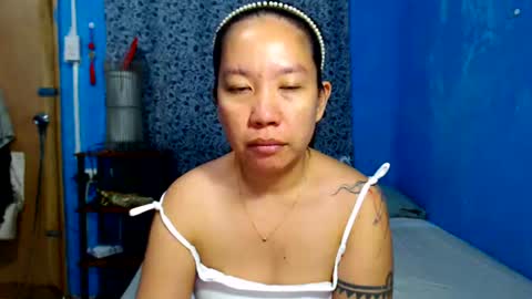 Snapshot of takemetoheavenbaby chatting on August 1, 10:41 pm anne online show from August 1, 10:41 pm