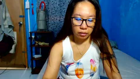 Snapshot of takemetoheavenbaby chatting on August 5, 1:52 am anne online show from August 5, 1:52 am