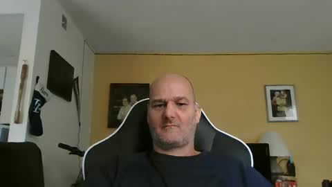 takerlover436295 online show from December 31, 3:53 pm