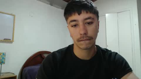 talhi_ online show from December 28, 2:32 pm