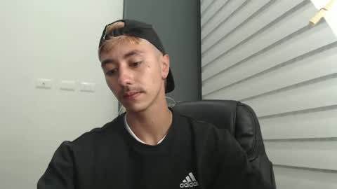 talhi_ online show from January 27, 3:15 am