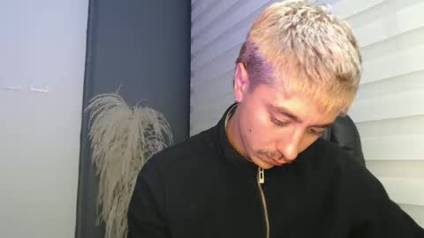 talhi_ online show from February 5, 4:37 am