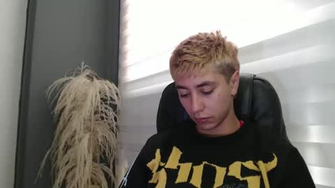 talhi_ online show from February 7, 6:45 pm