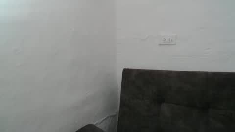 talhi_ online show from November 12, 3:40 am