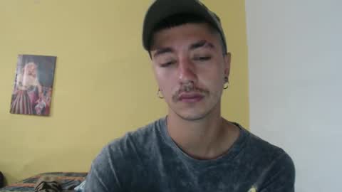 talhi_ online show from November 21, 1:21 pm