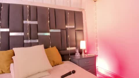 tali  online show from February 13, 11:12 pm