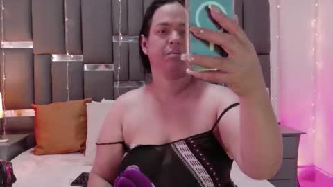 tali  online show from February 18, 8:16 pm