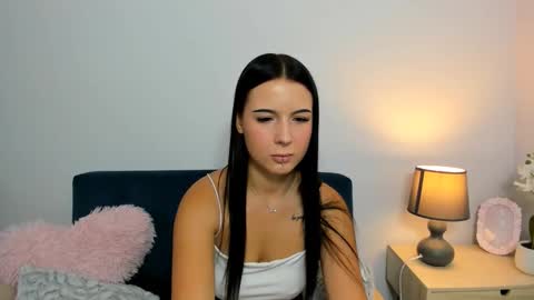 taliasensitive online show from September 9, 3:22 pm