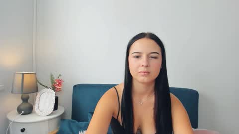 taliasensitive online show from September 23, 8:39 am