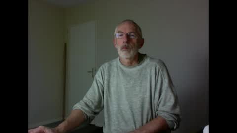 Jack Pierrot online show from October 20, 6:52 pm