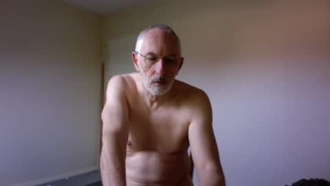 Jack Pierrot online show from April 22, 5:54 am