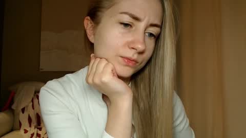  Kira  online show from February 4, 9:28 am