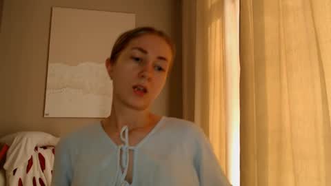  Kira  online show from February 8, 9:35 am