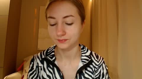  Kira  online show from February 11, 5:58 am