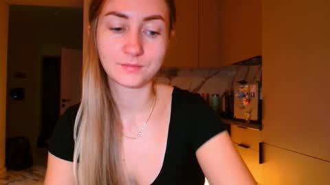  Kira  online show from November 25, 8:58 am