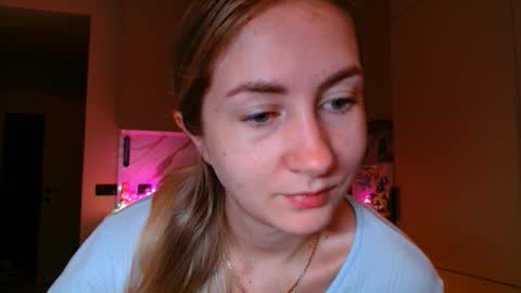  Kira  online show from January 8, 6:16 am