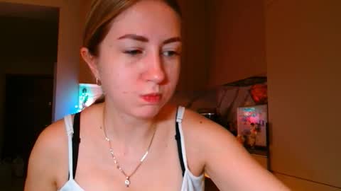  Kira  online show from February 9, 6:39 am