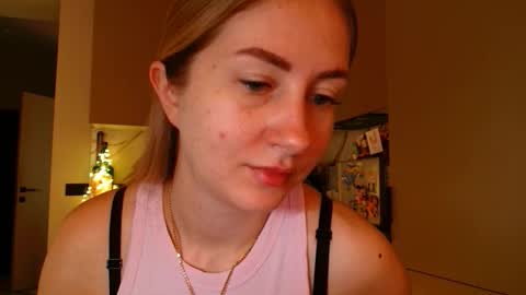  Kira  online show from March 10, 6:29 am