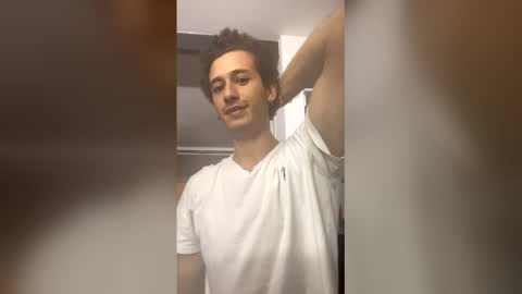 Snapshot of talktome4 chatting on February 3, 2:53 am talktome4 online show from February 3, 2:53 am