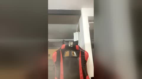 Snapshot of talktome4 chatting on February 8, 7:06 pm talktome4 online show from February 8, 7:06 pm