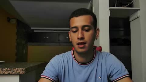 Snapshot of talktome4 chatting on March 14, 9:26 am talktome4 online show from March 14, 9:26 am