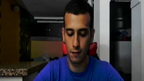 Snapshot of talktome4 chatting on August 4, 1:20 am talktome4 online show from August 4, 1:20 am
