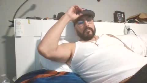 Snapshot of talllatino310 chatting on December 21, 11:45 pm talllatino310 online show from December 21, 11:45 pm