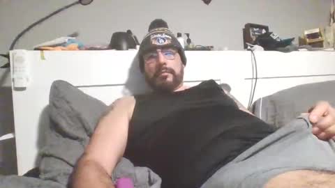 Snapshot of talllatino310 chatting on January 16, 5:44 am talllatino310 online show from January 16, 5:44 am