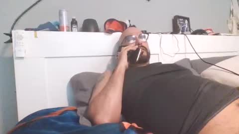 Snapshot of talllatino310 chatting on February 2, 6:39 pm talllatino310 online show from February 2, 6:39 pm