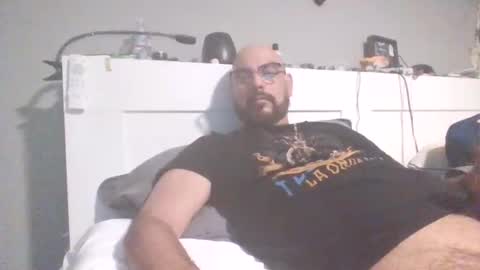 Snapshot of talllatino310 chatting on March 12, 5:19 pm talllatino310 online show from March 12, 5:19 pm