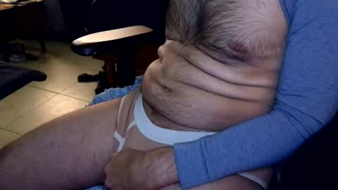 Snapshot of talltannhandsome chatting on January 12, 5:18 pm talltannhandsome online show from January 12, 5:18 pm