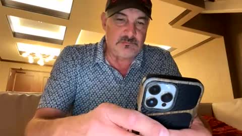 Snapshot of talltexxxan chatting on March 1, 3:08 am talltexxxan online show from March 1, 3:08 am