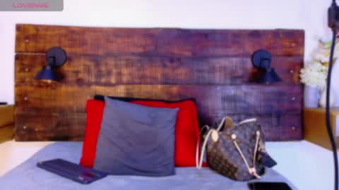    online show from April 17, 10:07 am