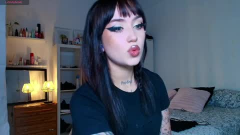 Snapshot of tamaracampell chatting on May 21, 10:00 am Cami 3 online show from May 21, 10:00 am