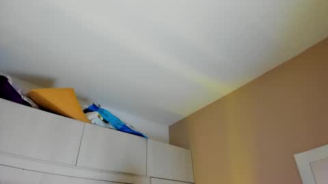 Tami online show from November 17, 12:00 pm