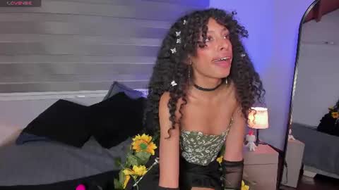 Snapshot of tamia_25 chatting on July 16, 9:10 pm TAMI online show from July 16, 9:10 pm