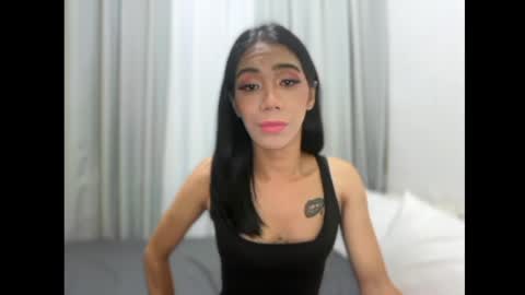 Snapshot of tamira_sassyqueen chatting on July 17, 10:33 am Kylie online show from July 17, 10:33 am