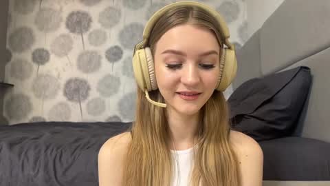 Melissa online show from April 5, 8:11 am