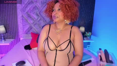 Snapshot of tammybrown1 chatting on April 3, 3:48 am T A M M Y online show from April 3, 3:48 am
