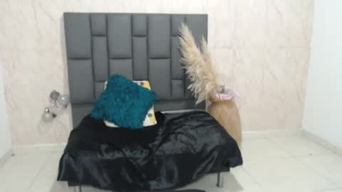 Snapshot of tammycooperr_ chatting on January 21, 6:33 am tammycooperr online show from January 21, 6:33 am