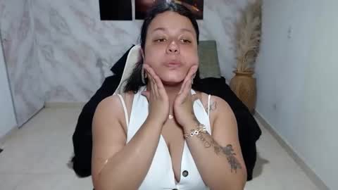 Snapshot of tammycooperr_ chatting on March 4, 2:49 am tammycooperr online show from March 4, 2:49 am