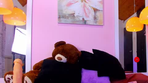 Snapshot of tammyytaylor chatting on January 1, 12:11 am TammyTaylor online show from January 1, 12:11 am