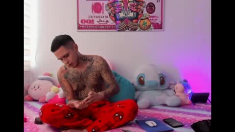 Snapshot of tamy_ian chatting on June 2, 6:21 pm Tamy ian online show from June 2, 6:21 pm
