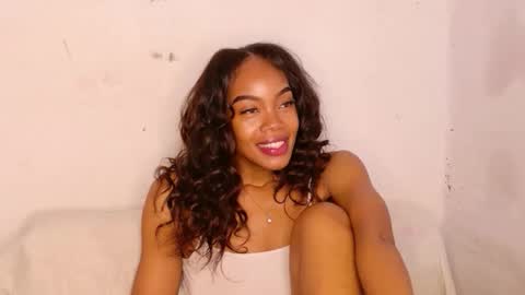 tamylynn online show from April 18, 2:10 pm