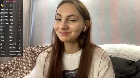 Alice online show from April 27, 10:35 am