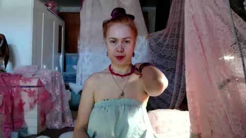 Snapshot of tanganiika chatting on March 30, 5:08 am Milena online show from March 30, 5:08 am