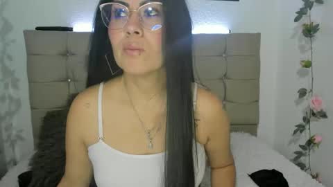 tania online show from May 15, 5:53 pm