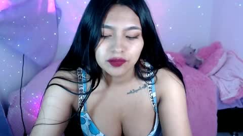 Snapshot of tania_rendon1 chatting on December 11, 9:09 am Tania online show from December 11, 9:09 am