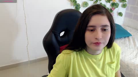 Snapshot of taniadevil_69 chatting on February 7, 8:53 pm Tania  online show from February 7, 8:53 pm