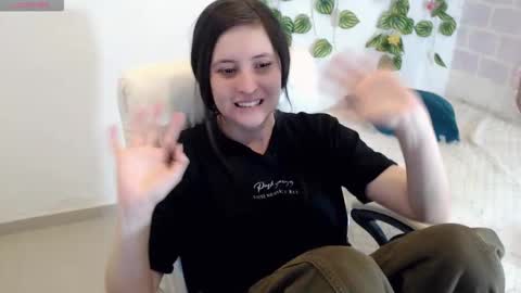 Snapshot of taniadevil_69 chatting on October 19, 12:06 pm Tania  online show from October 19, 12:06 pm